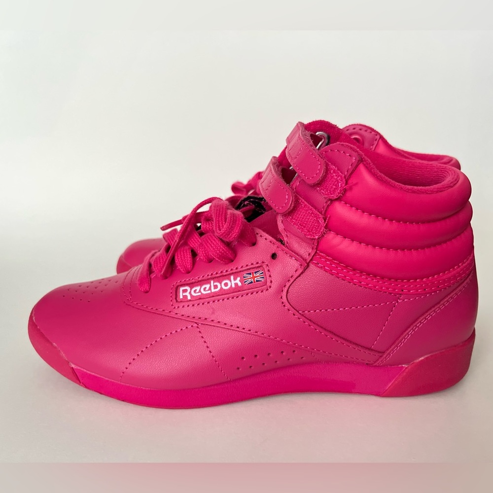 Pink Reebok Classics high tops, like new condition, size 7